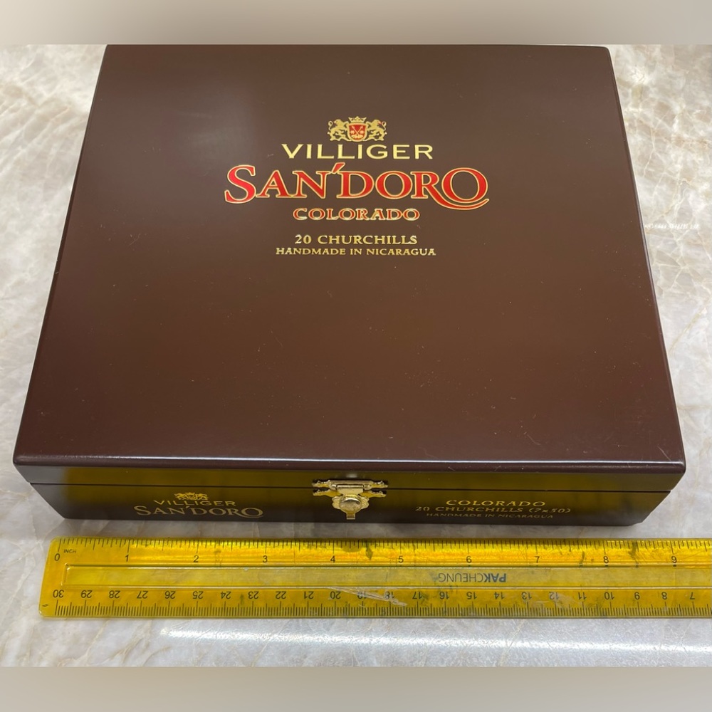 Beautiful Elegant Reddish Dark Brown Empty Cigar Box